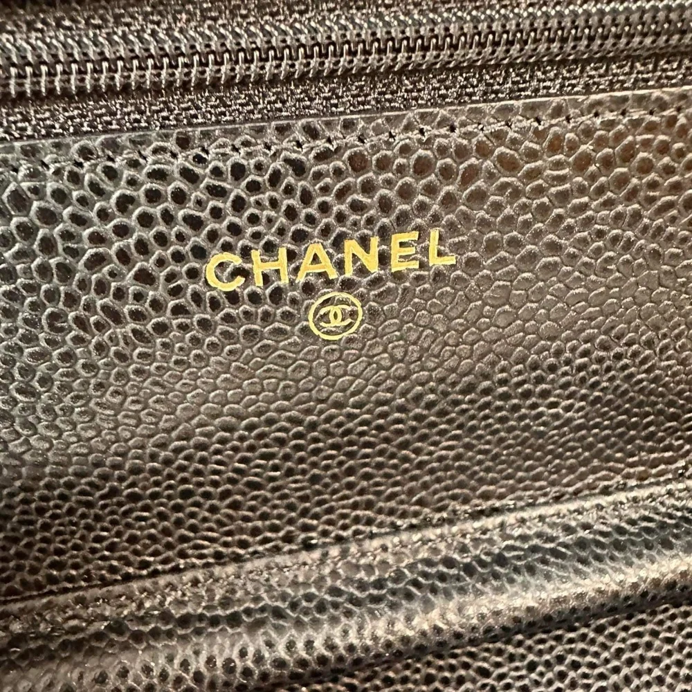 Chanel wallet on Chain - Picture 11 of 12